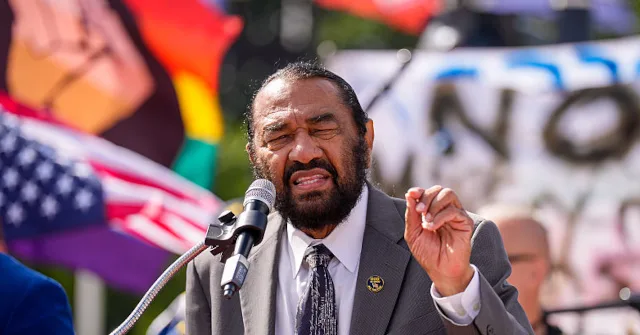 America sub asalt: Cum politicieni democrați își atacă propria țară