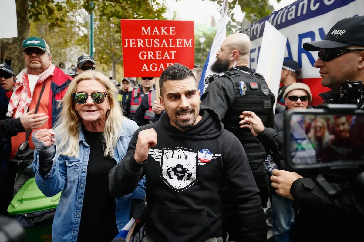 Trucul „Free Palestine Party” care a înfuriat stânga australiană